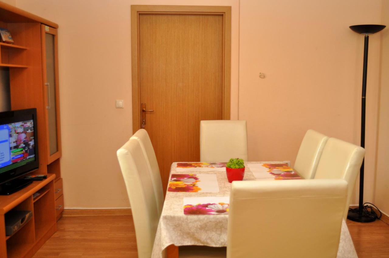 Apartments Ivica Makarska Exterior foto