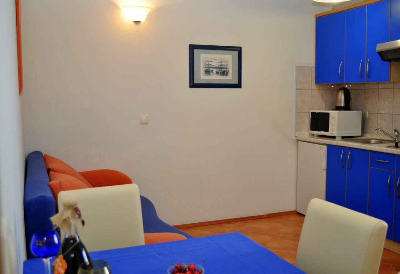 Apartments Ivica Makarska Exterior foto