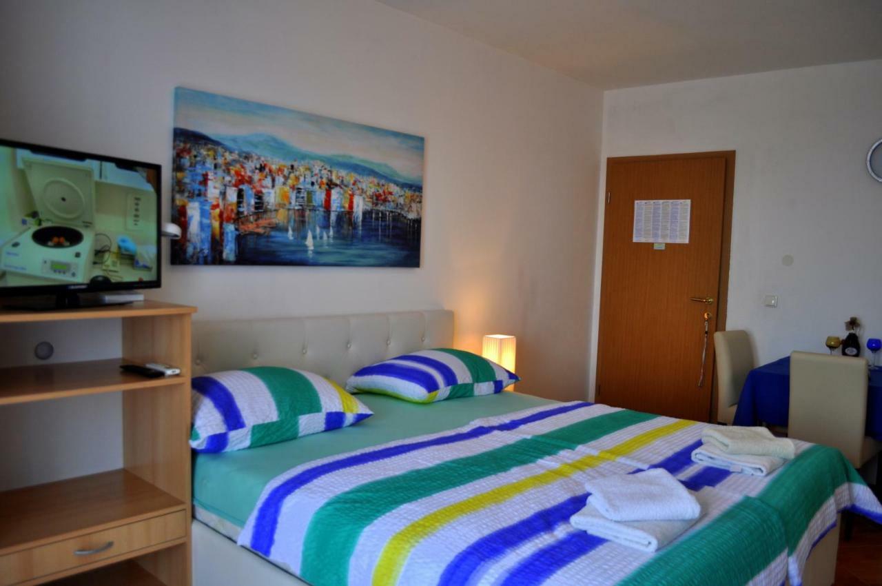 Apartments Ivica Makarska Exterior foto